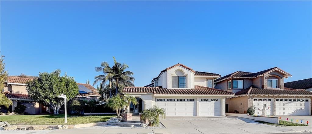 Front Of Home For Sale Located At 20 Santa Isabel, Rancho Santa Margarita