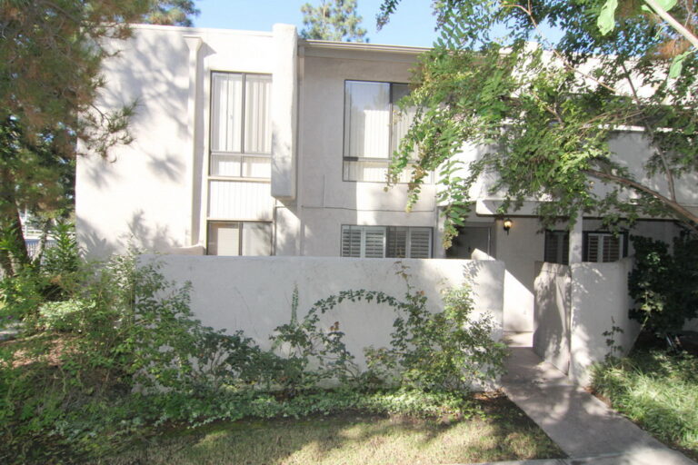 LEASED – Desirable Fullerton Condo For Lease! Only $1,900 per month!